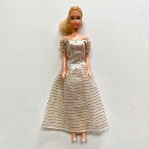 Vintage Ballerina Barbie Doll 1976 Twist n Turn TNT Barbie Blonde